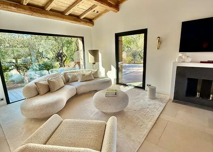 Villa Mamma avec piscine privée et plage à pied privilégiée à 200m