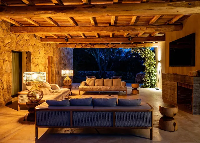 Villa Mamma avec piscine privée et plage à pied privilégiée à 200m *