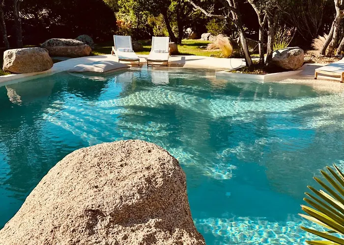 Villa Mamma avec piscine privée et plage à pied privilégiée à 200m *